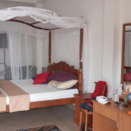 فندق Coral Reef Guest بيروفالا المظهر الخارجي الصورة